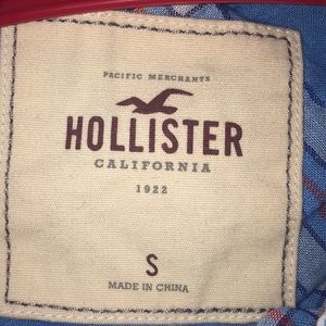 Women’s hollister shirt